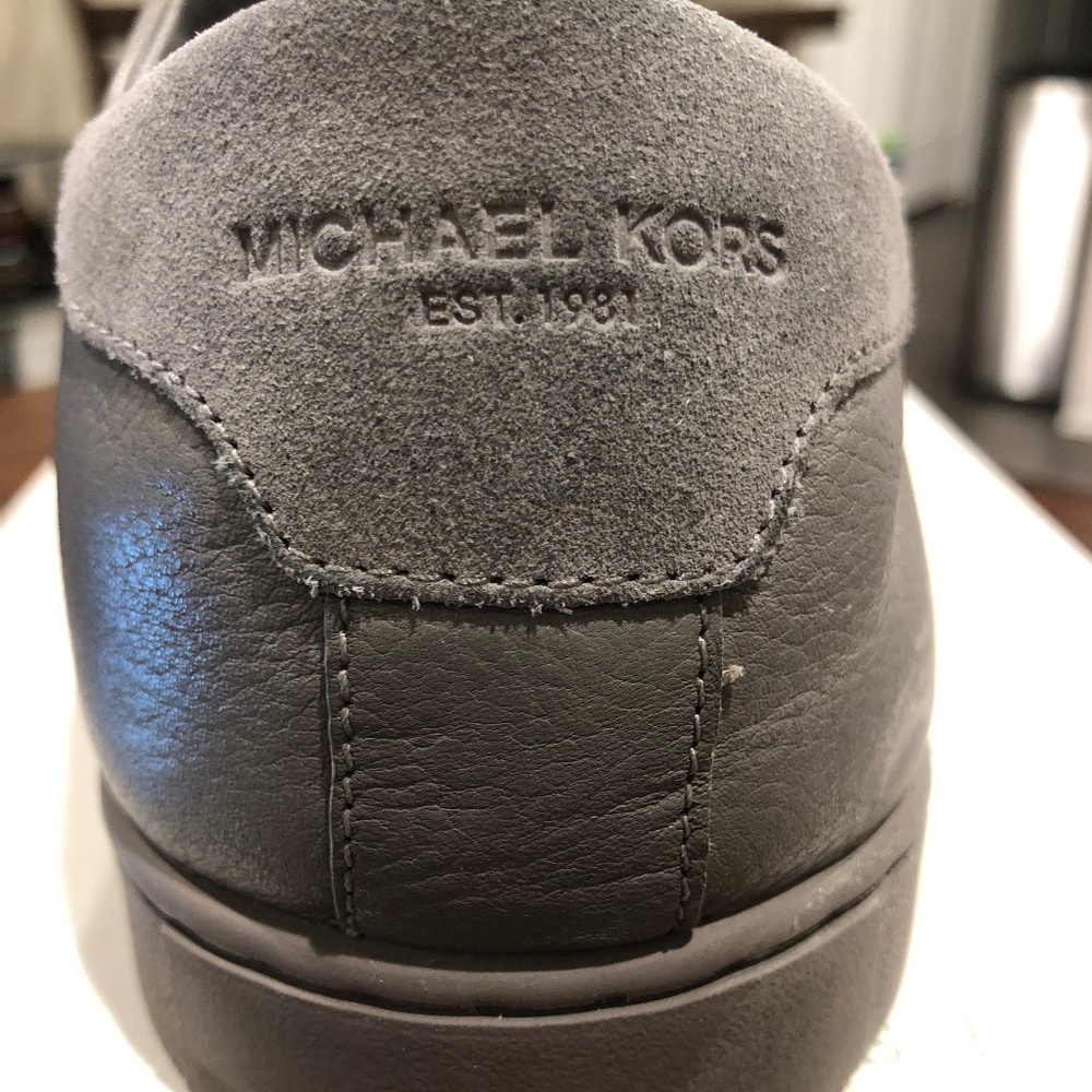 MICHAEL KORS MENS SNEAKERS BARELY WORN